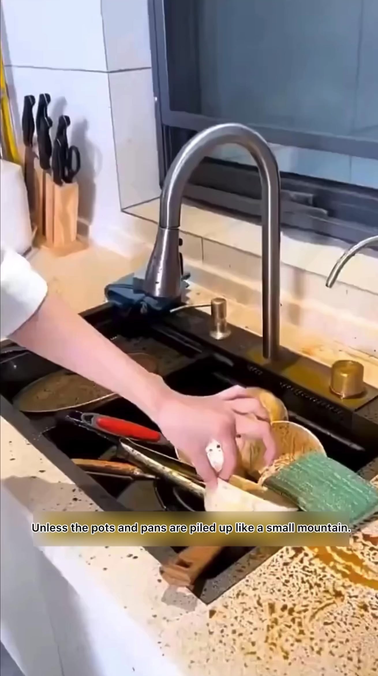 Premium Multi-Purpose Cleaning Brush — Kitchen, Bathroom & Home Deep Cleaner